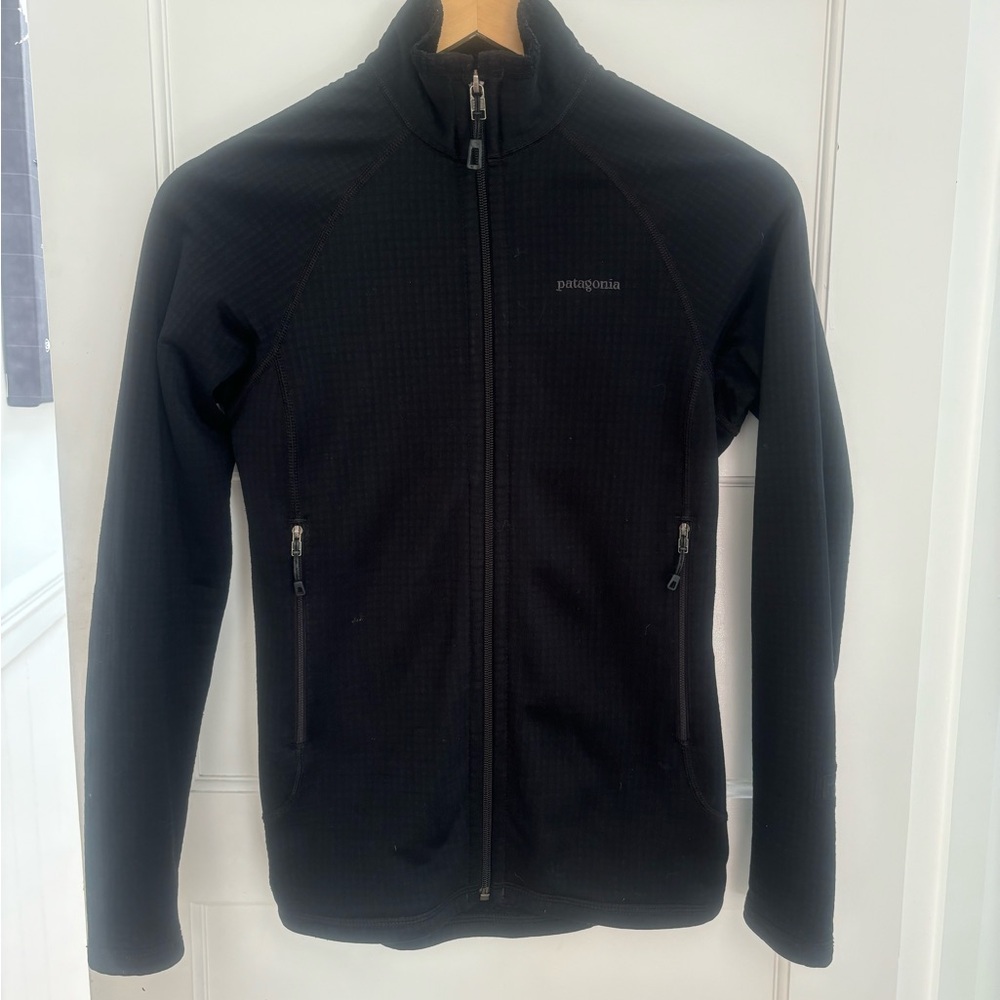 Patagonia Women’s Full-Zip Sweater. Size XS.